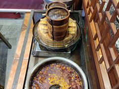 -谢老五跷脚牛肉·非遗传承店