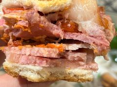 -Bánh Mì Huynh Hoa