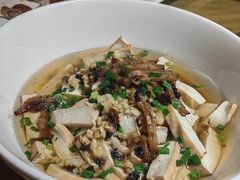 -鲤鱼塘农家山庄