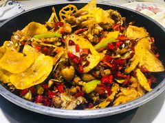 招牌干锅牛蛙-蛙蛙叫干锅年代(簋街总店)