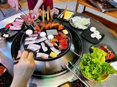 -彝人部落火盆烧烤(原内环足球场店)