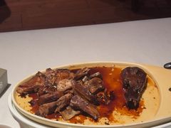 -八府香鸭·啫啫煲(华山路店)