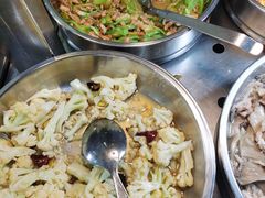 -六和餐饮(东城根店)