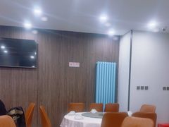 -鑫巴蜀小镇 · 水煮鱼专研店(玉桥店)