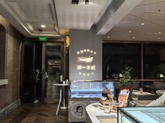 -潮一不贰·法式甜品·生日蛋糕·西式简餐(外滩店)