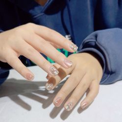 -艾珂·美甲美睫