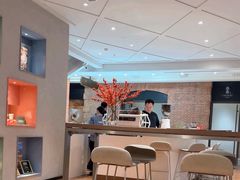 -潮一不贰·法式甜品·生日蛋糕·西式简餐(外滩店)