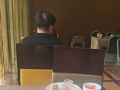 -大中华希尔顿酒店-念自助餐·嗨啤·小龙虾