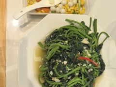 -小秦淮食府(新亭西路店)