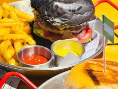 -Thanks美式餐厅(汉堡咖啡店)