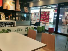大堂-麦当劳(世界城广场店)