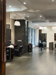 -悦Salon发型设计