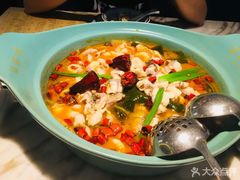 -周渝食惦·酸菜鱼精致川菜(横岗店)