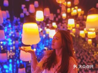 我在无界的世界，与你相遇