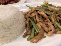 -香港新发烧腊茶餐厅(万象店)