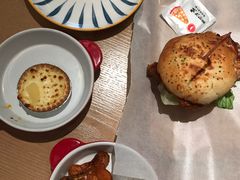 -必胜客(大宁路店)