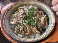 黄鳝排骨煲仔饭-关氏饮食店