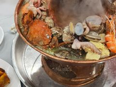 -一口猪海鲜浑锅·东北家常菜