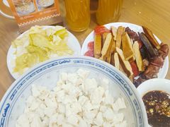 -天发芽·何记葫芦头泡馍·传统小吃(报恩寺街店)