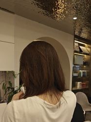 -蓝调造型·烫发·染发