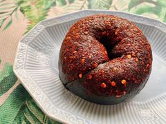 墨鱼肠辣松贝果-屋裡·Union Bakery(龙江路店)