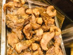 -肖肖酸萝卜鱼火锅(总店)