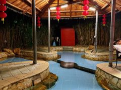 -森波拉火山温泉