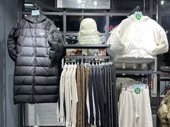 -乐享城购物中心