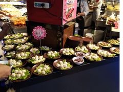 自助取餐区-聚盛源蒸汽海鲜火锅烤肉自助(巨川金海岸购物广场店)