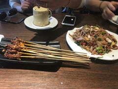 -喝丢一只鞋辣炒海鲜小烧烤(三八广场店)