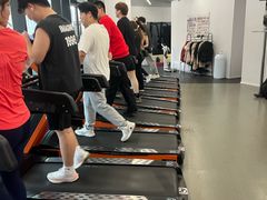 -乐刻运动健身(青山印象城店)