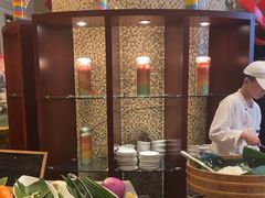-怡聚轩全日制自助餐厅(大中华喜来登酒店)