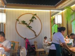 等位区-费大厨辣椒炒肉(万家丽一店)