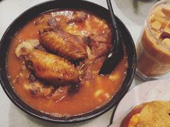 番茄浓汤鸡翅猪扒通粉-华嫂冰室(尖沙咀店)