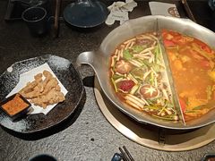 -湊湊火锅·茶憩(打浦桥日月光店)