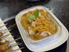 锡纸五花肉酸菜-老何太太鹤岗小串·团建聚餐(龙华店)