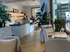 -Line 咖啡(石厦花园店)