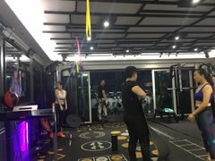 器械区-简·无界健身工作室·运动康复·体态(石厦店)
