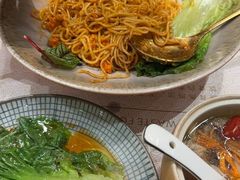 -蟹黄鱼·海派深夜面馆(巨鹿路店)