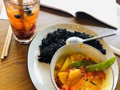 泰式黄咖喱鲷鱼虾仁饭-Wagas沃歌斯(五道口购物中心店)