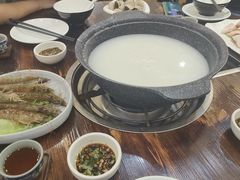 無米粥底-御膳粥·牛乳粥底火锅·地道顺德菜(容桂店)