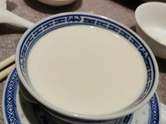 老香港鲜奶冻-香港百合居(LCM置汇旭辉广场店)