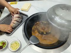 -老渔翁笨锅炖(迎宾路总店)