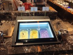 -黑金·寻焰自助百汇·烤肉·火锅(中街店)