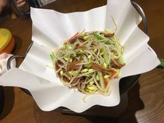 芹菜芽菜炒榆耳丝-十二舍·湯物素煮(江泰潤政店)