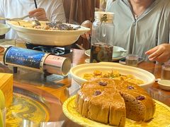 -头上红煨盐鸡·非遗院子餐厅