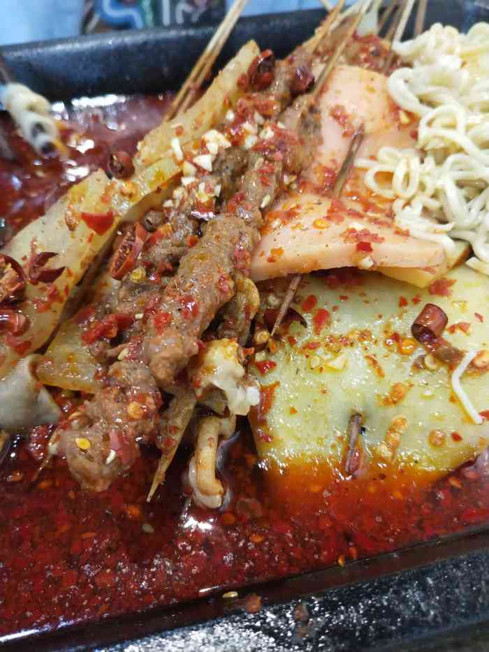 徐妹串串香-"在离公司不太远的地方~据说老板是一起是公.