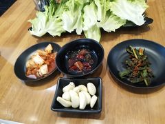 -肉甲韩国木炭烤肉(新壹街1店)