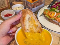 -Common Table · Brunch & Coffee