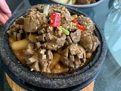 石锅手打牛肉丸-潮堂 · 潮州菜(国贸商城店)